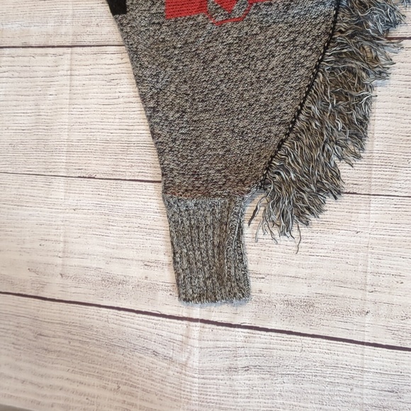 Poncho sweater - Picture 4 of 5